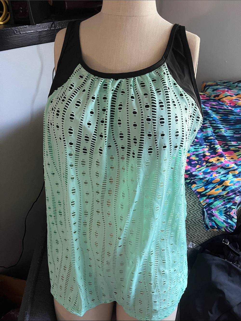 3 pieces .size L.Women’s Mint Green Overlay Tankini Top - Black Trim